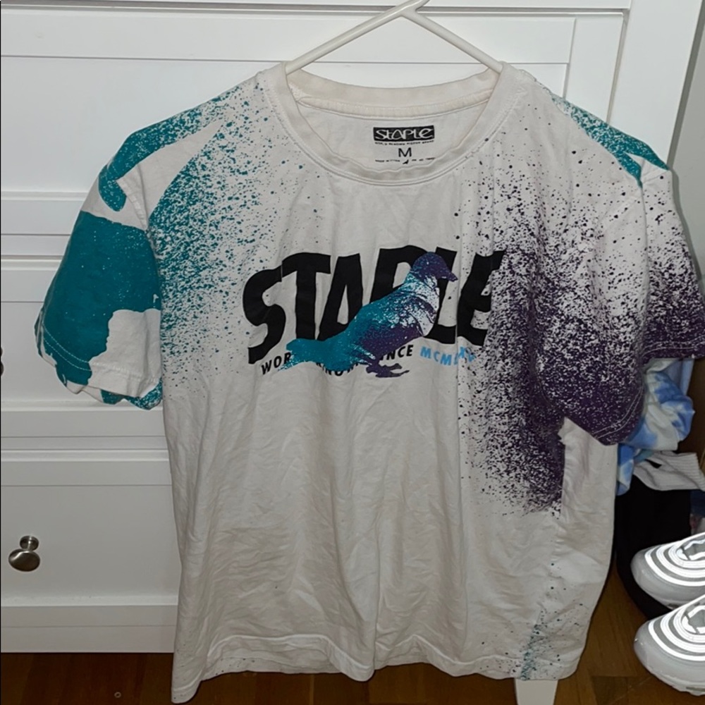 T-shirt with paint splattered design